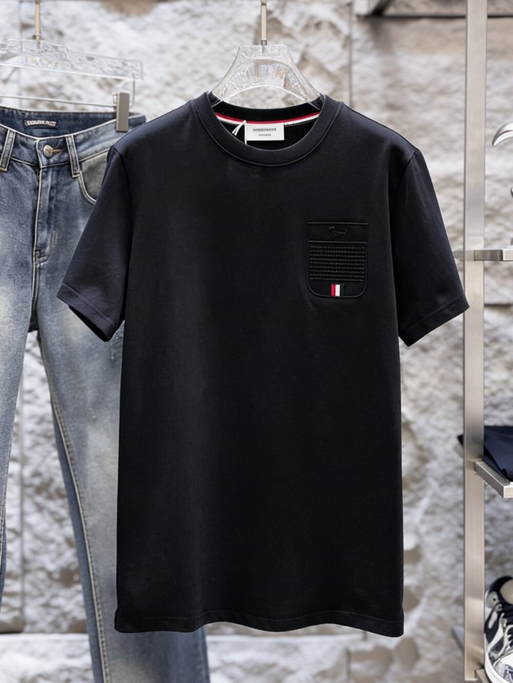 THOM BROWNE Short-Sleeve Crew Neck T-Shirt